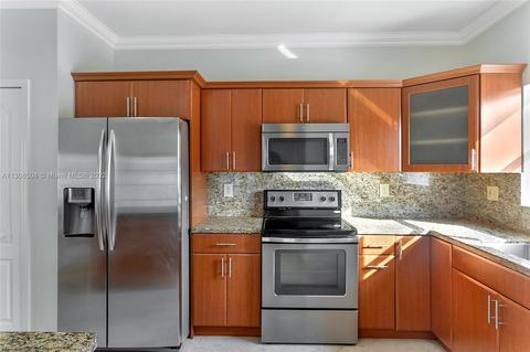 7090 W 5th Ave, Hialeah, FL 33014 photo 20