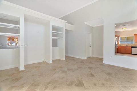 7090 W 5th Ave, Hialeah, FL 33014 photo 11