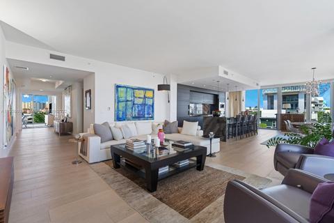1 Collins Ave #508, Miami Beach, FL 33139