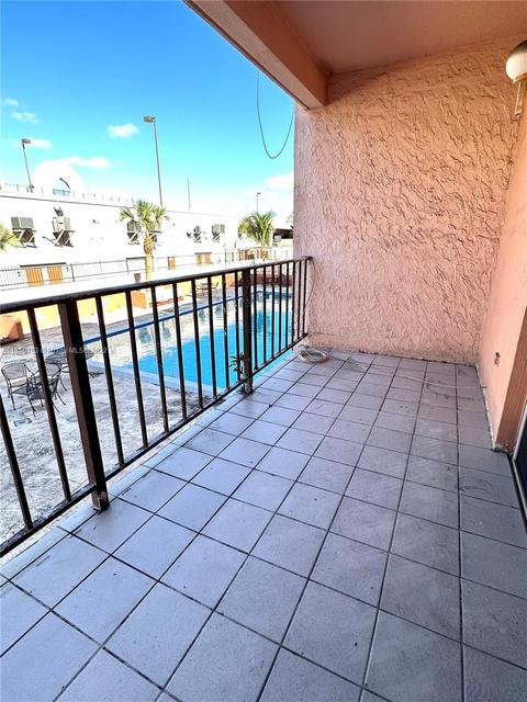 1900 W 68th St #B203, Hialeah, FL 33014 photo 11