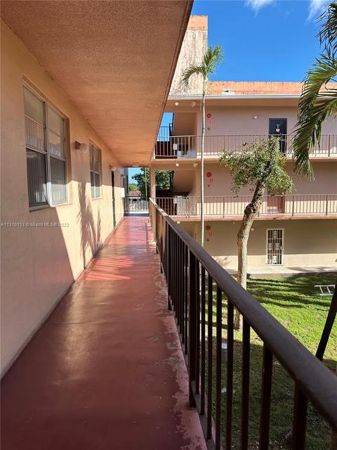 1900 W 68th St #B203, Hialeah, FL 33014 photo 14