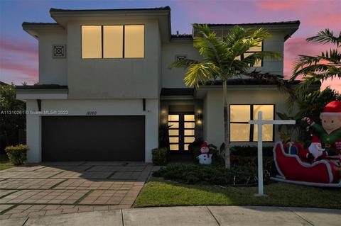 16160 NW 91 Ct, Miami Lakes, FL 33018
