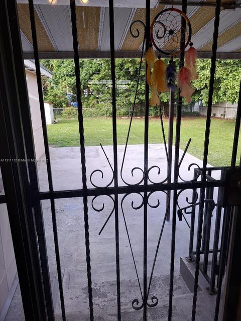 141 E 62nd St, Hialeah, FL 33013 photo 5