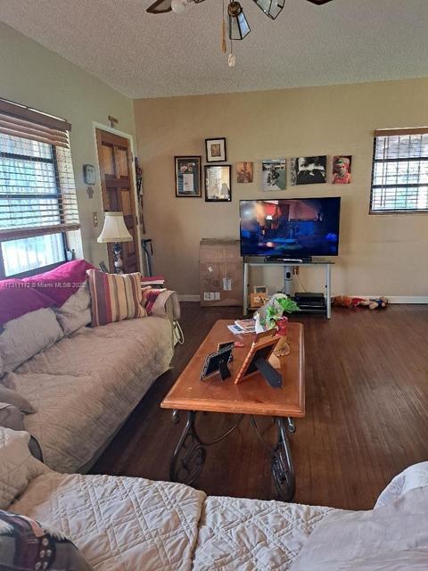 141 E 62nd St, Hialeah, FL 33013 photo 8