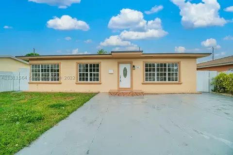 730 E 18th St, Hialeah, FL 33013 photo 1