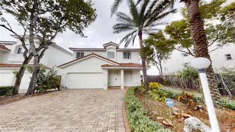 10867 NW 59th St, Doral, FL 33178