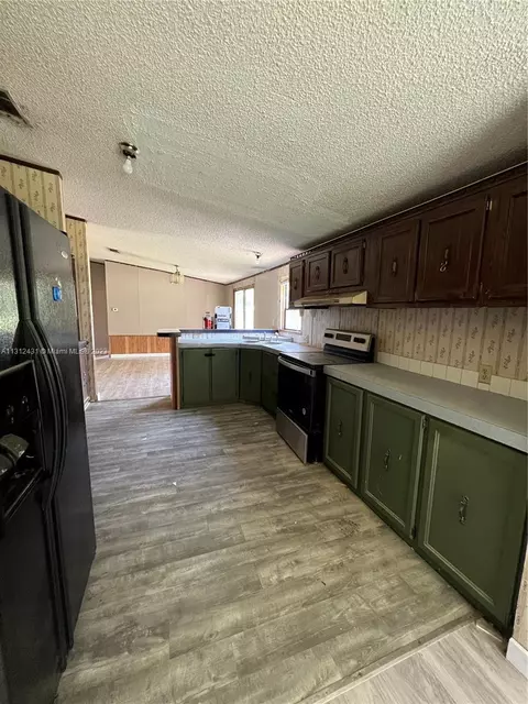 7100 NE 4th St, Okeechobee, FL 34974 photo 8