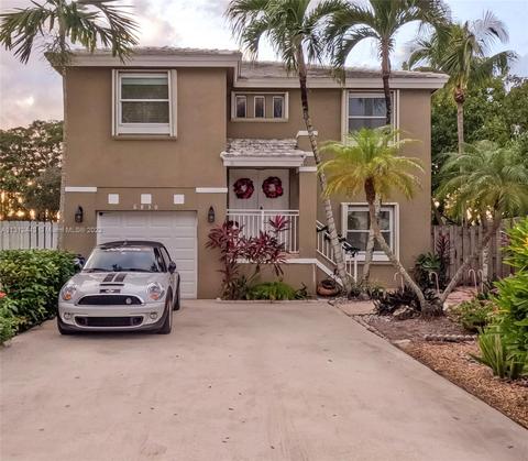 6830 Bayfront Cir, Margate, FL 33063 photo 1