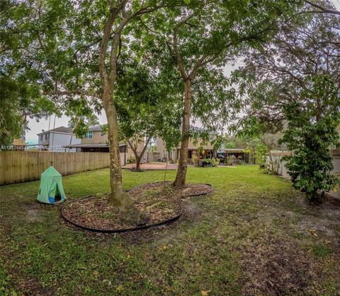 6830 Bayfront Cir, Margate, FL 33063 photo 26