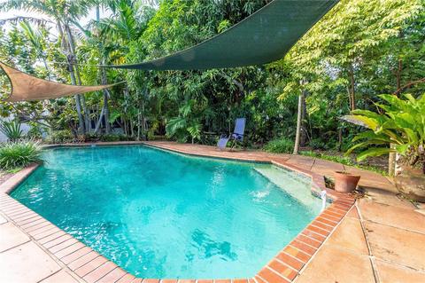 299 Pinecrest Dr, Miami Springs, FL 33166 photo 74