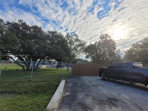 145 N Datil St, Clewiston, FL 33440