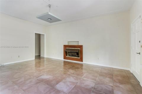680 NE 50th Ter, Miami, FL 33137 photo 4