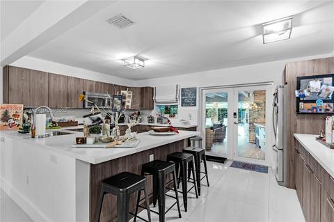 13301 SW 83rd Ct, Pinecrest, FL 33156 photo 14