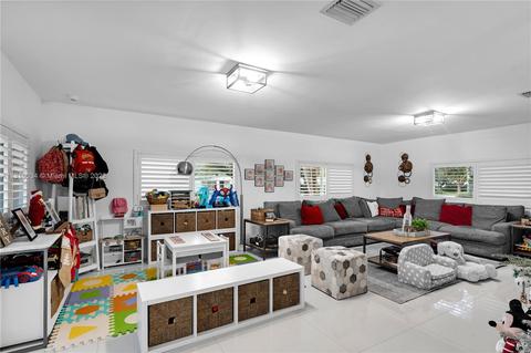 13301 SW 83rd Ct, Pinecrest, FL 33156 photo 7