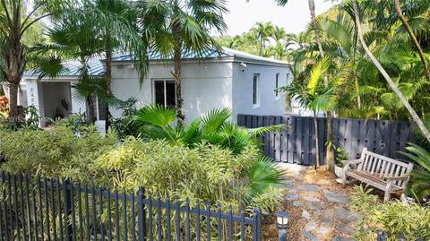 2425 SW 20th St, Miami, FL 33145 photo 4