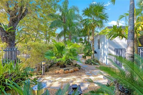 2425 SW 20th St, Miami, FL 33145 photo 48