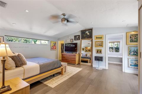 2425 SW 20th St, Miami, FL 33145 photo 26