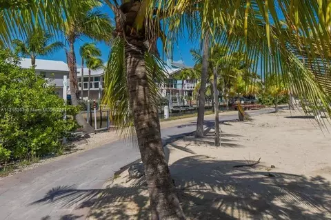 Undisclosed, Key Largo, FL 33037