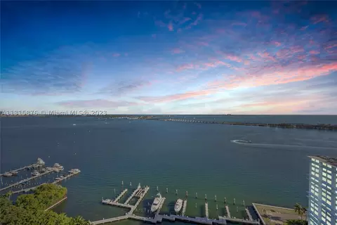 1643 Brickell Ave #2605, Miami, FL 33129