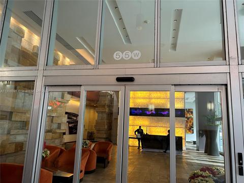 55 SE 6th St #2203, Miami, FL 33131