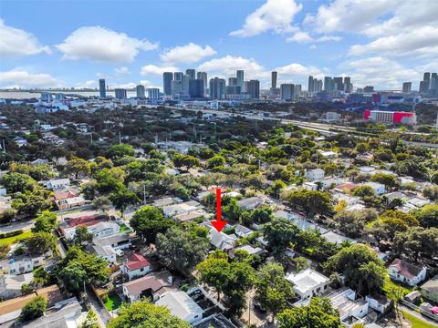 530 NW 43rd St, Miami, FL 33127