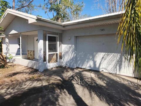 583 Concert Dr, Lake Placid, FL 33852