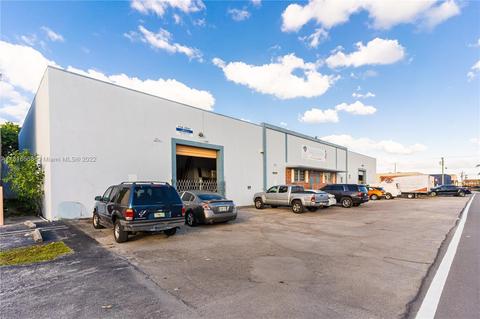 1051 E 24th St, Hialeah, FL 33013 photo 1