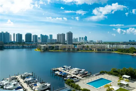 18061 Biscayne Blvd #1203, Aventura, FL 33160