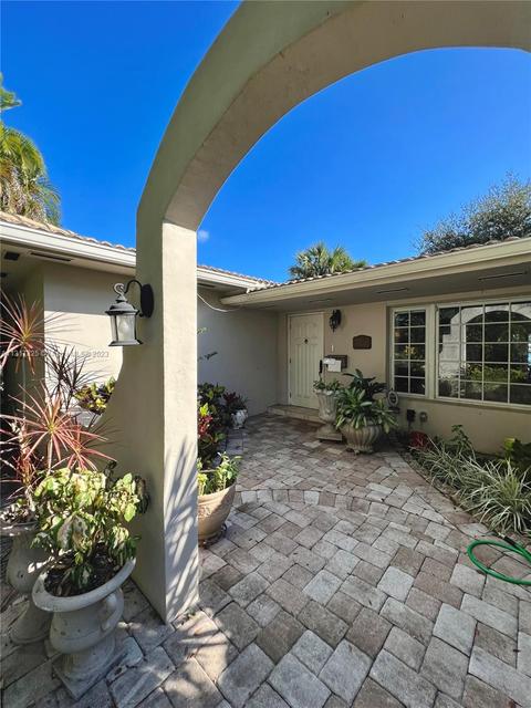 6330 Lake Champlain Ter, Miami Lakes, FL 33014 photo 24