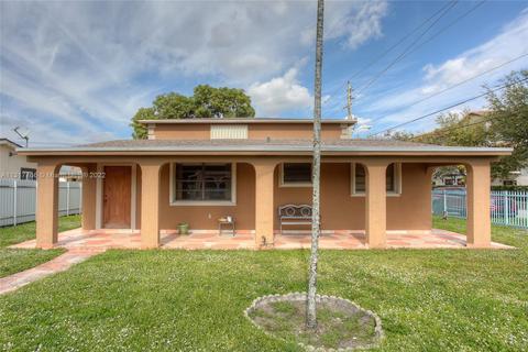 1005 W 33rd Pl, Hialeah, FL 33012 photo 2