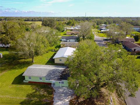 402 NE 16th Ave, Okeechobee, FL 34972 photo 4