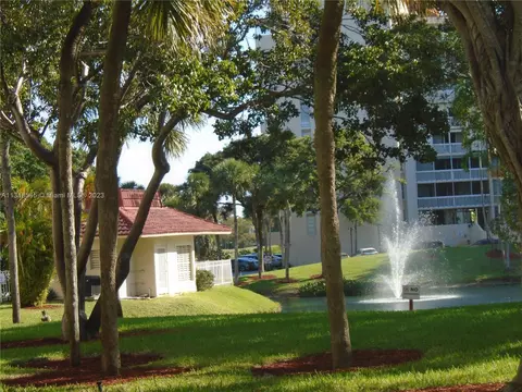 7051 Environ Blvd #134, Lauderhill, FL 33319