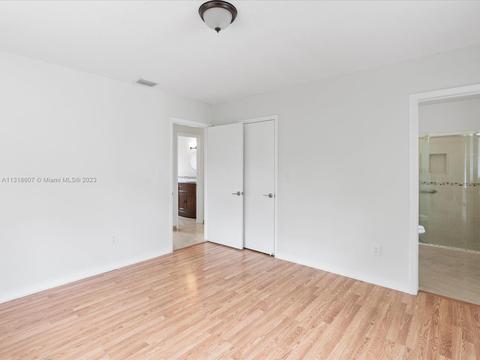 2731 Red Rd, Miami, FL 33155 photo 12