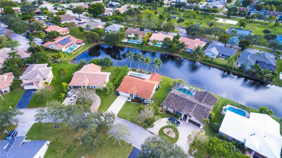  8930 NW 45th Ct, Coral Springs, FL 33065 photo 35