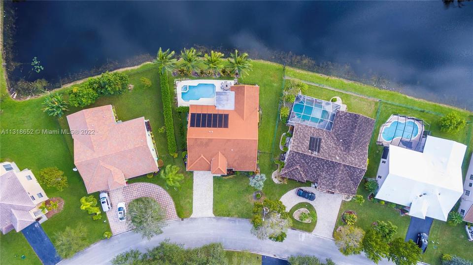  8930 NW 45th Ct, Coral Springs, FL 33065 photo 32