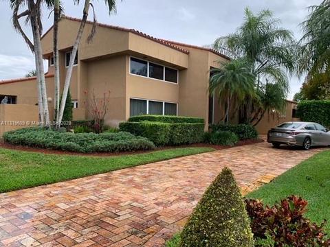 6810 Pinehurst Dr, Hialeah, FL 33015 photo 18