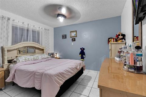 426 E 41st St, Hialeah, FL 33013 photo 27