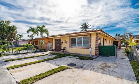 426 E 41st St, Hialeah, FL 33013 photo 3