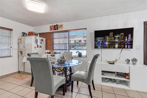426 E 41st St, Hialeah, FL 33013 photo 10
