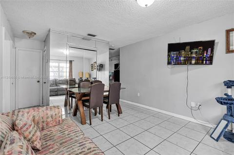 426 E 41st St, Hialeah, FL 33013 photo 21