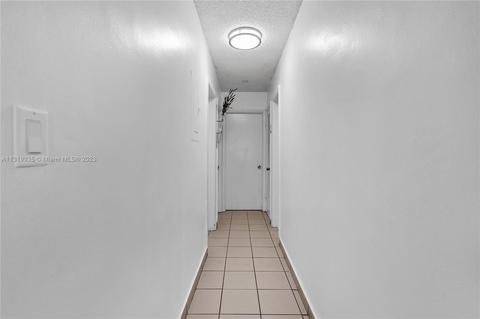 426 E 41st St, Hialeah, FL 33013 photo 12