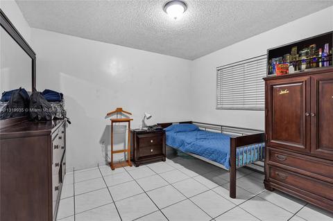 426 E 41st St, Hialeah, FL 33013 photo 25