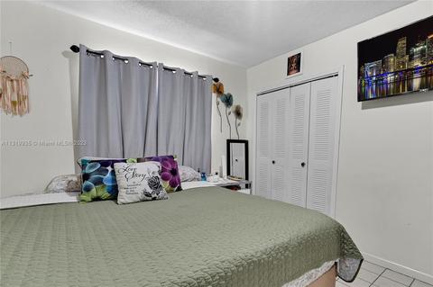 426 E 41st St, Hialeah, FL 33013 photo 17