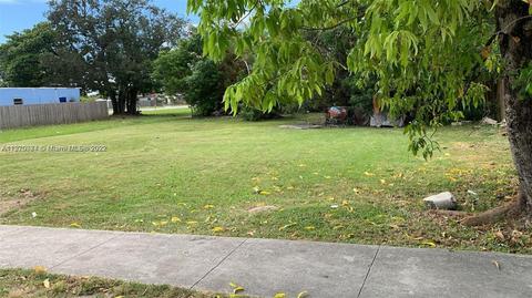 428 SW 7th Ave, Homestead, FL 33030