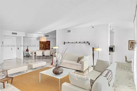 3000 Island Blvd #701, Aventura, FL 33160