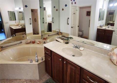 4585 SE Bridgetown Ct, Stuart, FL 34997 photo 11