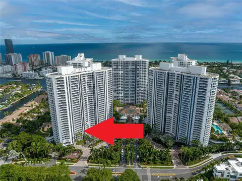 21205 Yacht Club Dr #607, Aventura, FL 33180