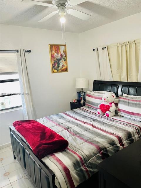 890 E 10th Ave, Hialeah, FL 33010 photo 17