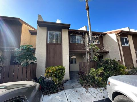 1319 Hampton Blvd, North Lauderdale, FL 33068 photo 2