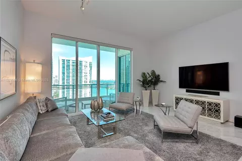 900 Brickell Key Blvd #2402, Miami, FL 33131